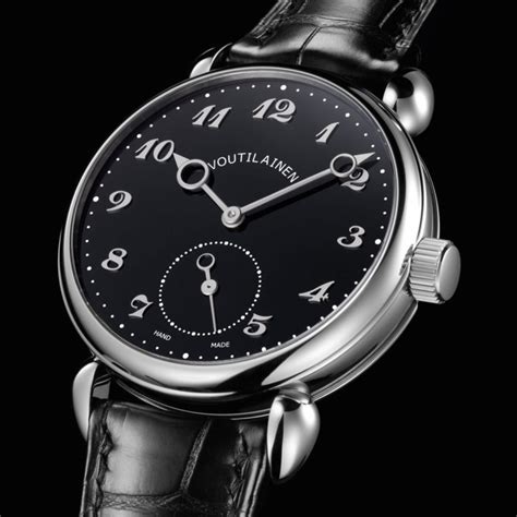 breguet numerals font.